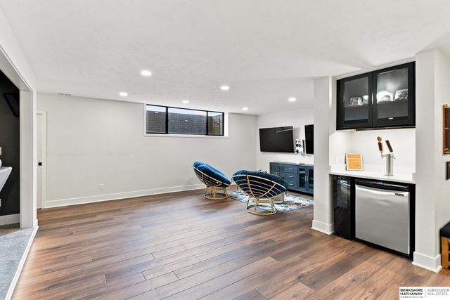 11512 S 117 Street, Papillion, NE 68046