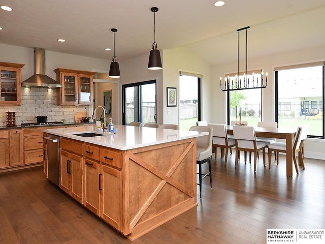 11512 S 117 Street, Papillion, NE 68046
