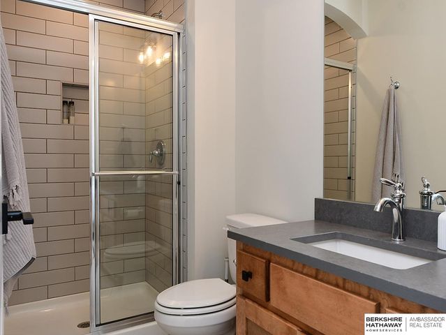 11512 S 117 Street, Papillion, NE 68046