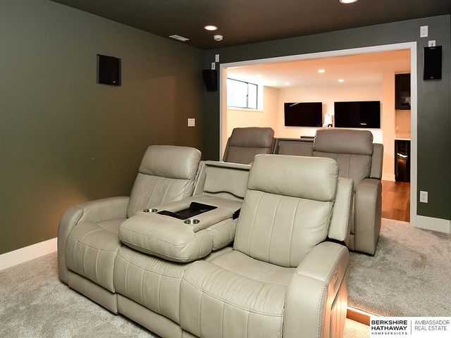 11512 S 117 Street, Papillion, NE 68046