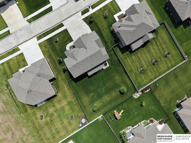 11512 S 117 Street, Papillion, NE 68046