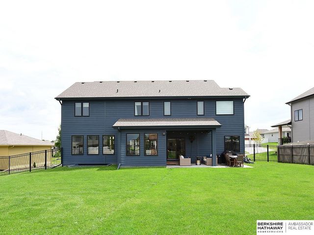 11512 S 117 Street, Papillion, NE 68046