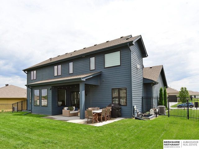 11512 S 117 Street, Papillion, NE 68046