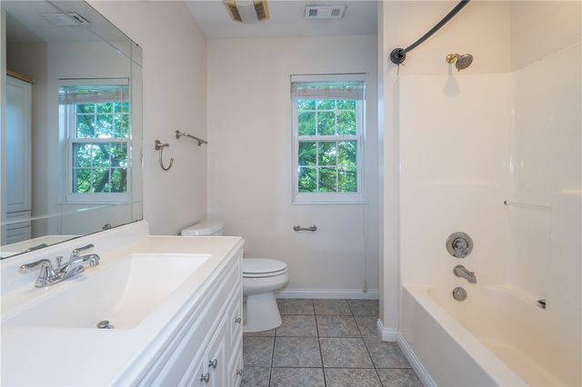 3415 Shakertown Road, Beavercreek, OH 45430