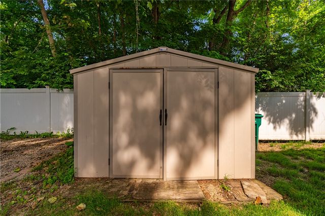 3415 Shakertown Road, Beavercreek, OH 45430