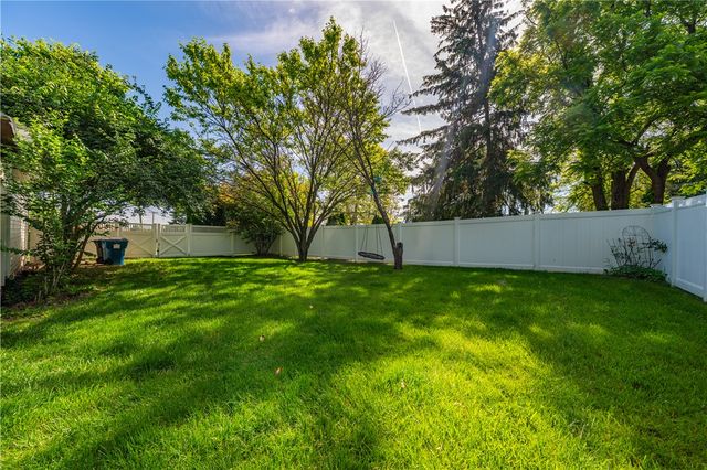 3415 Shakertown Road, Beavercreek, OH 45430