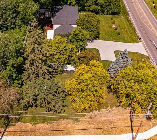 3415 Shakertown Road, Beavercreek, OH 45430