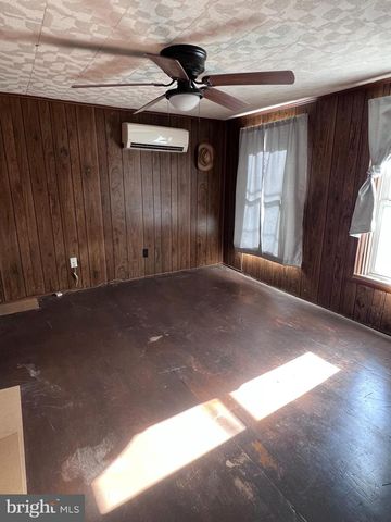 12759 MAIN ST, Fort Loudon, PA 17224