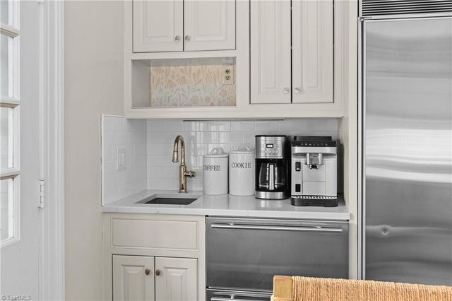 417 Hillcrest Drive, High Point, NC 27262