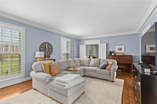 417 Hillcrest Drive, High Point, NC 27262