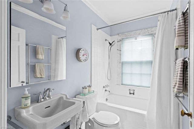 417 Hillcrest Drive, High Point, NC 27262