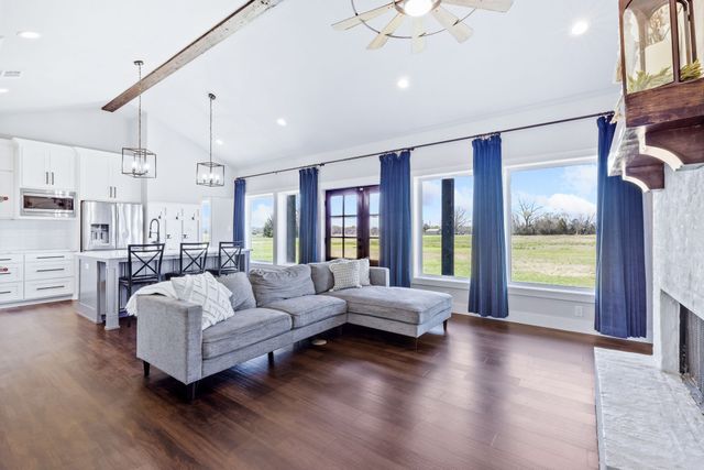 4957 County Road 3521, Greenville, TX 75402