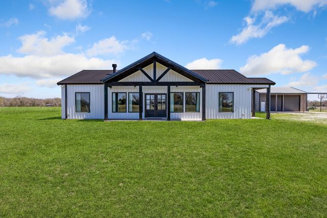 4957 County Road 3521, Greenville, TX 75402