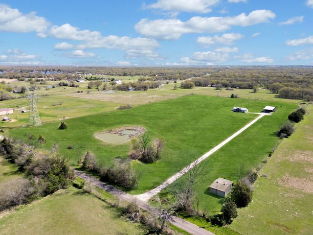 4957 County Road 3521, Greenville, TX 75402