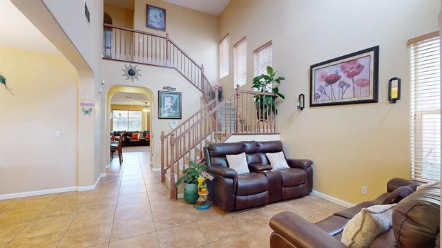 1055 San Jose Avenue, Madera, CA 93637