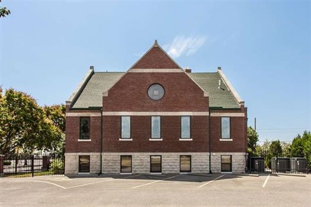 1116 E 1st Street, Wichita, KS 67214