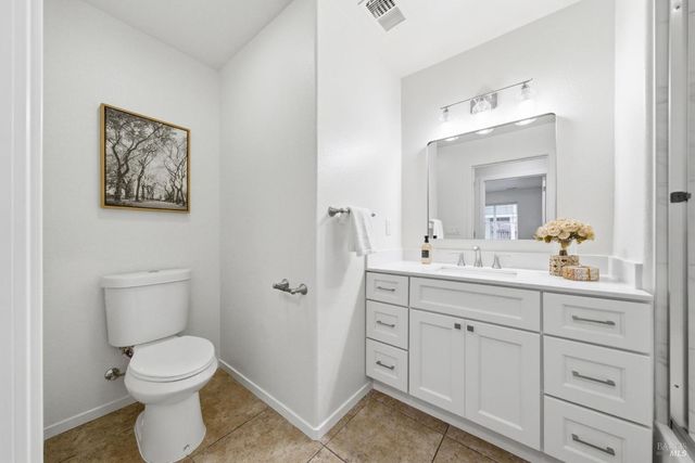 185 Lasso Ln, Santa Rosa, CA 95403