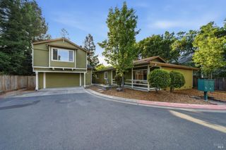 185 Lasso Ln, Santa Rosa, CA 95403