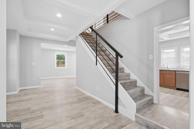 1205 QUINCY ST, Arlington, VA 22201