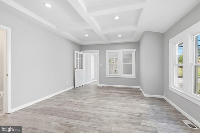 1205 QUINCY ST, Arlington, VA 22201