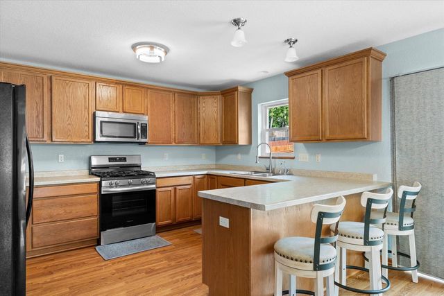 2400 Summit AVENUE, Waukesha, WI 53188