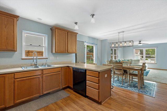 2400 Summit AVENUE, Waukesha, WI 53188