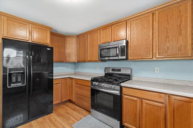 2400 Summit AVENUE, Waukesha, WI 53188