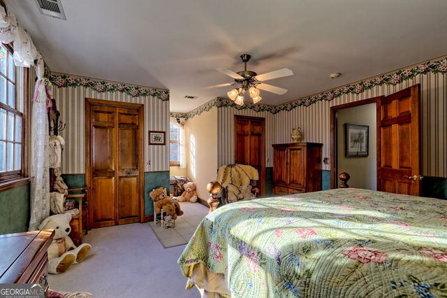 330 Scarlet Lane, Lakemont, GA 30552