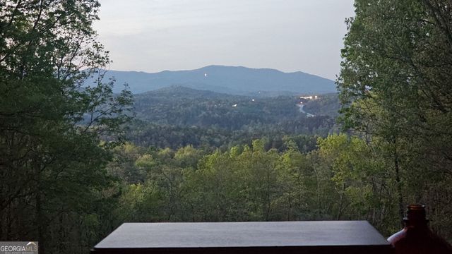 330 Scarlet Lane, Lakemont, GA 30552