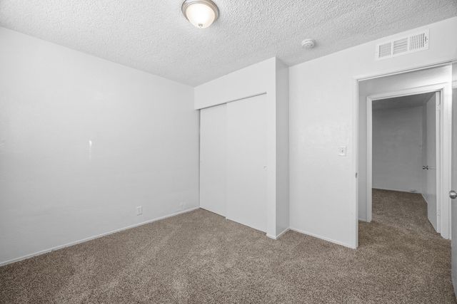 1316 S Spruce Street, Tulare, CA 93274