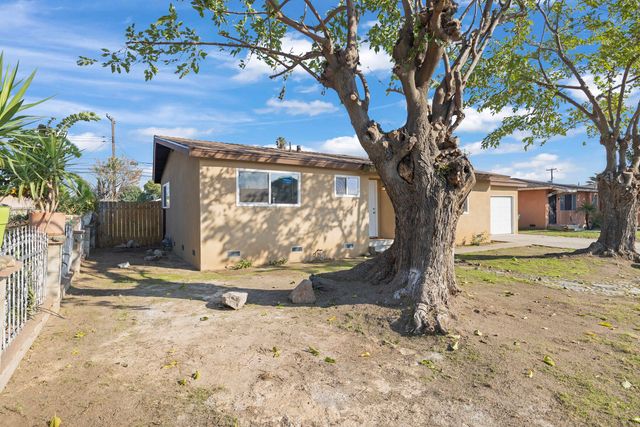1316 S Spruce Street, Tulare, CA 93274