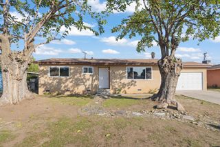 1316 S Spruce Street, Tulare, CA 93274