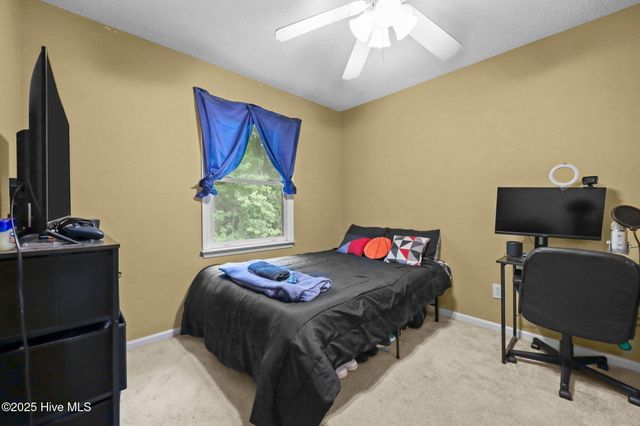 120 Winthrope Way, Jacksonville, NC 28546