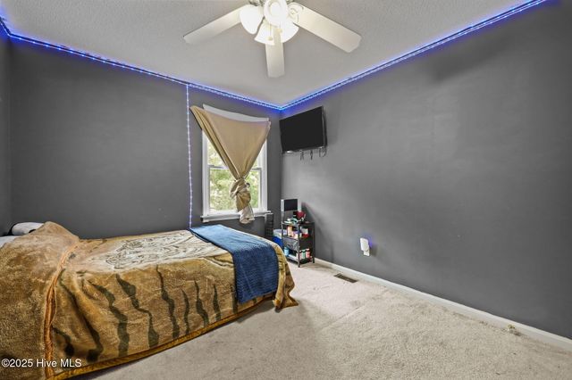 120 Winthrope Way, Jacksonville, NC 28546