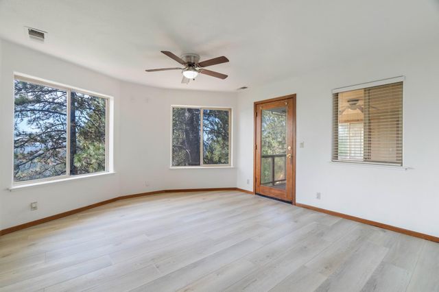 1974 Grouse Ridge Ct, Cool, CA 95614