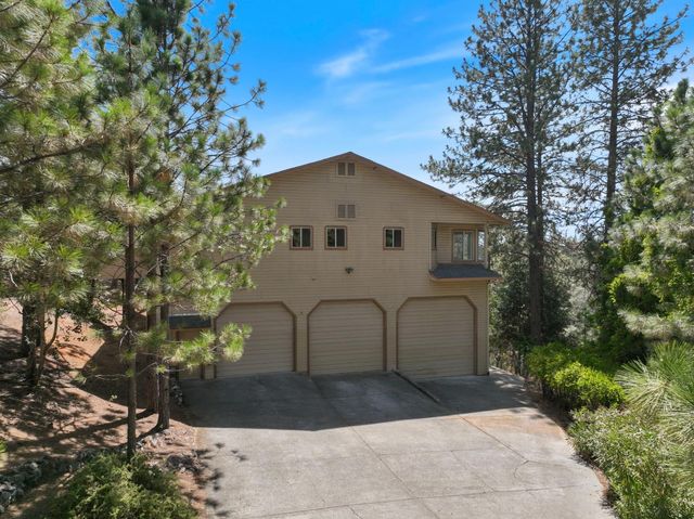 1974 Grouse Ridge Ct, Cool, CA 95614