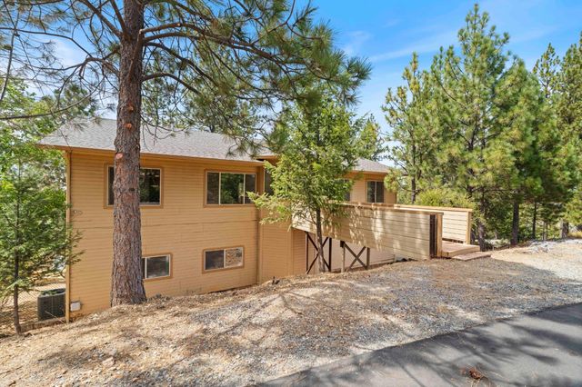 1974 Grouse Ridge Ct, Cool, CA 95614