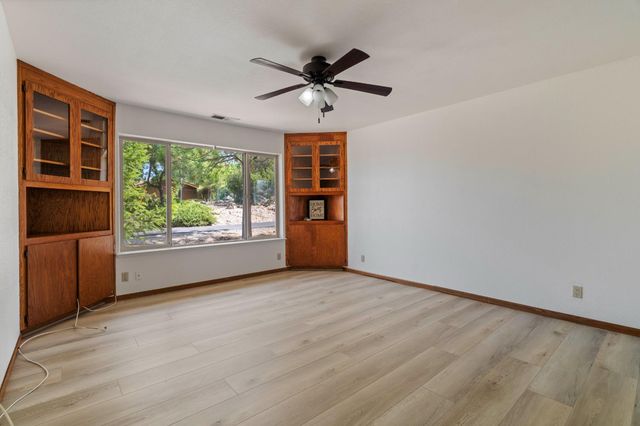 1974 Grouse Ridge Ct, Cool, CA 95614