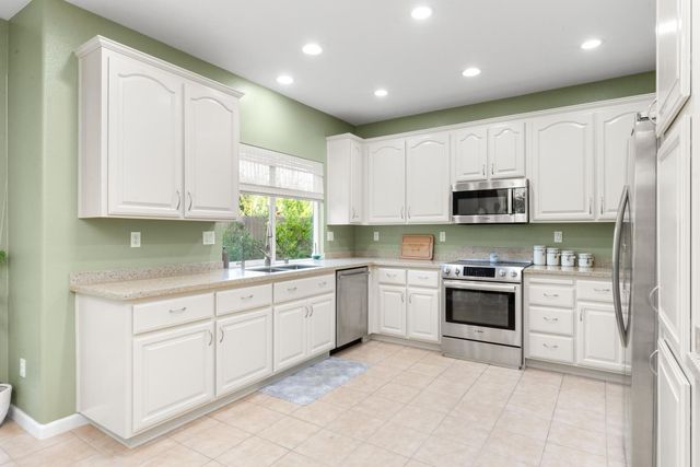 3509 Riojo Way, Rancho Cordova, CA 95670