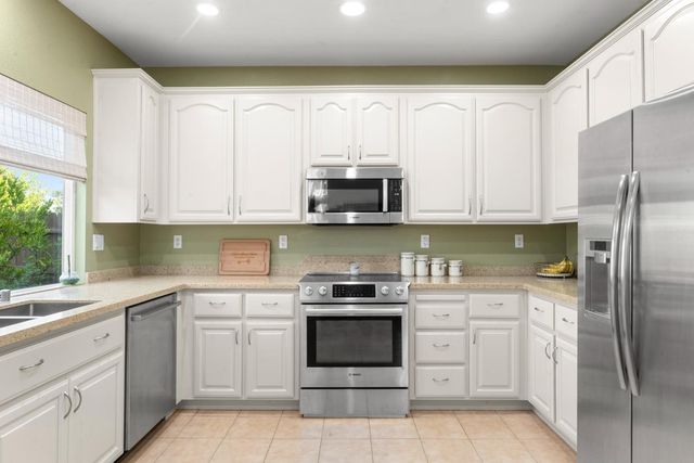 3509 Riojo Way, Rancho Cordova, CA 95670
