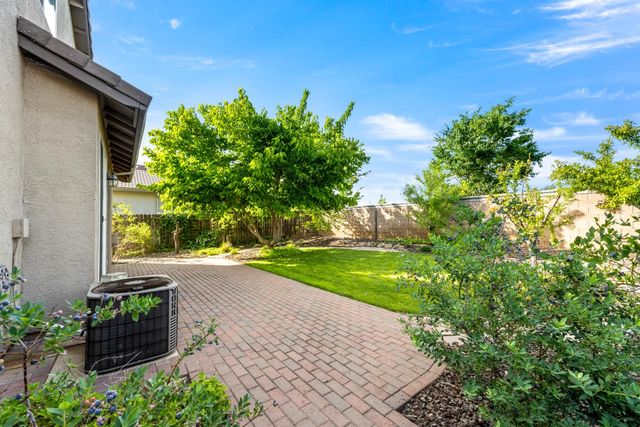 3509 Riojo Way, Rancho Cordova, CA 95670