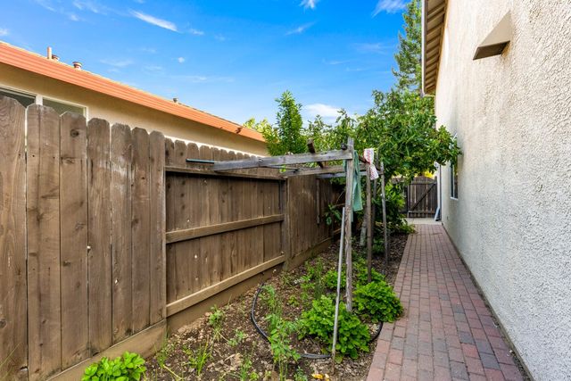 3509 Riojo Way, Rancho Cordova, CA 95670