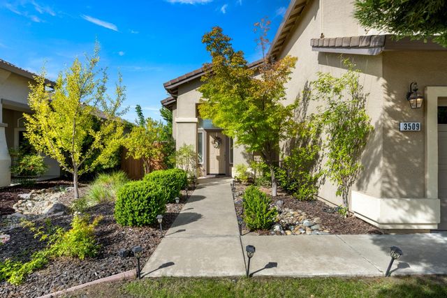 3509 Riojo Way, Rancho Cordova, CA 95670