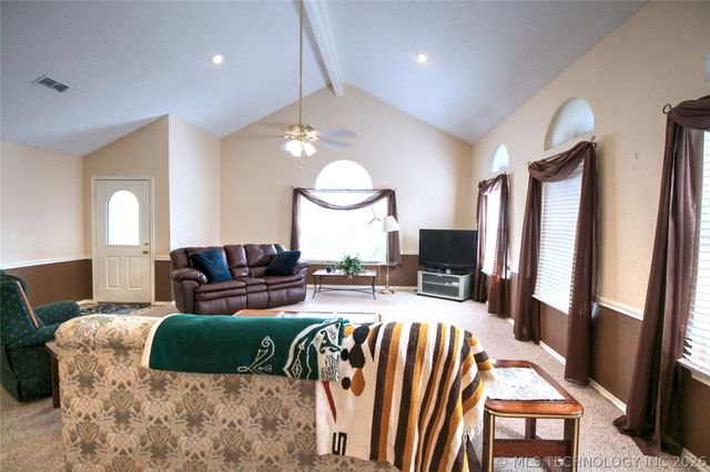 6786 Red Oak, Kingston, OK 73439