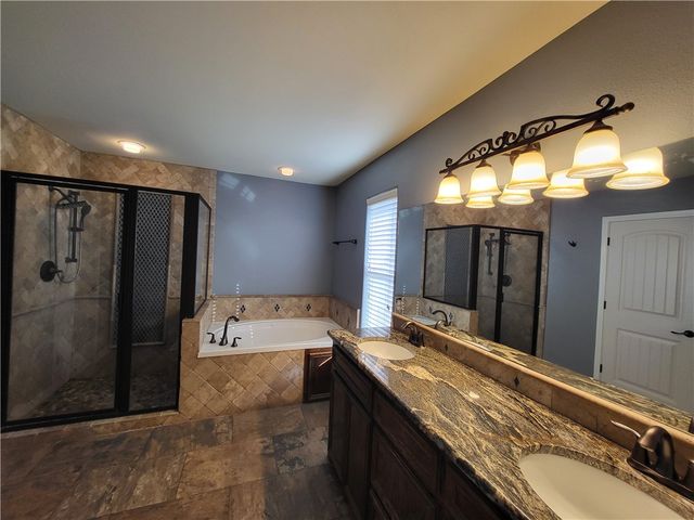3826 Holland Dr, Corpus Christi, TX 78418