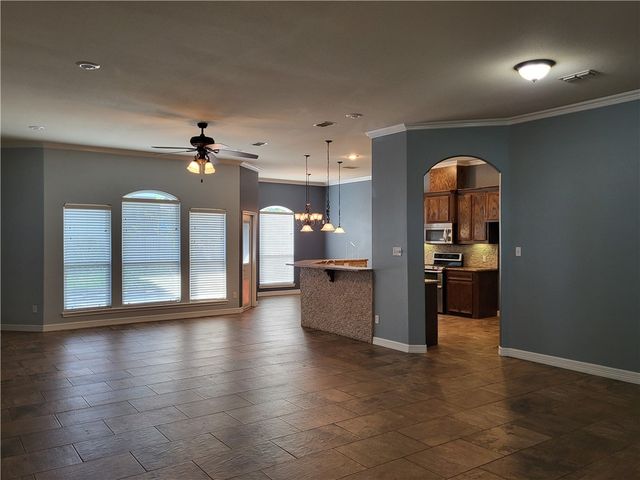 3826 Holland Dr, Corpus Christi, TX 78418