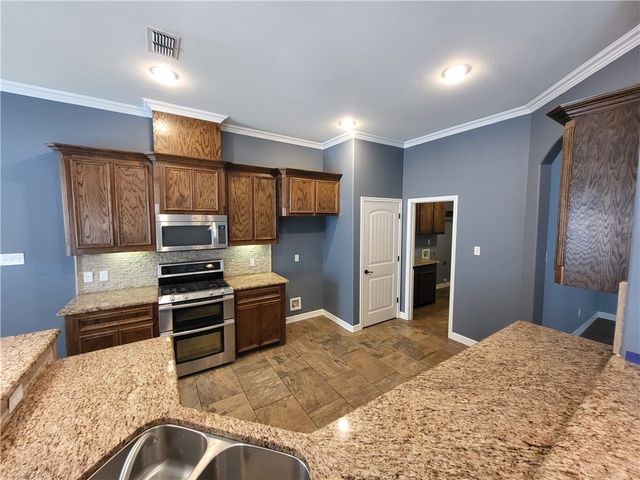 3826 Holland Dr, Corpus Christi, TX 78418