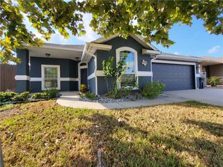 3826 Holland Dr, Corpus Christi, TX 78418