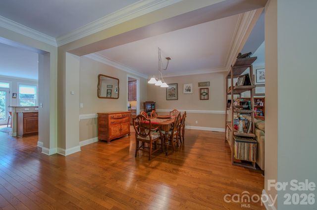 7 Magic Sam Court, Biltmore Lake, NC 28715