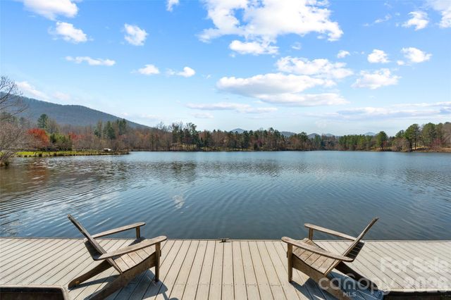 7 Magic Sam Court, Biltmore Lake, NC 28715